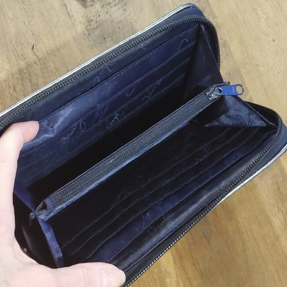 Vera Bradley Purple Speckle Zip Around Wallet - Picture 4 of 5